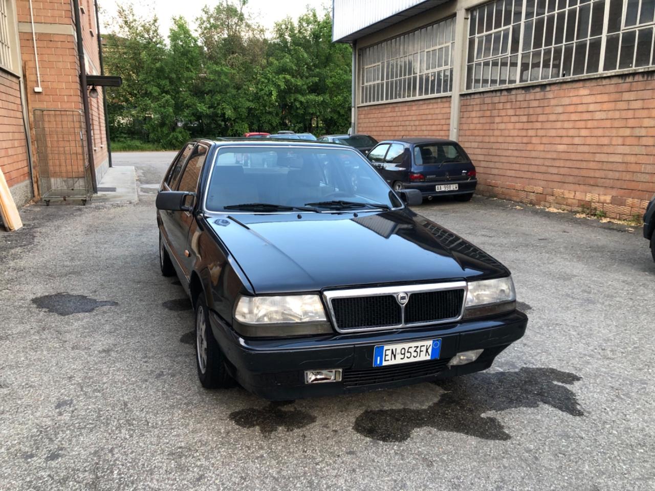 Lancia Thema 2.0 i.e.