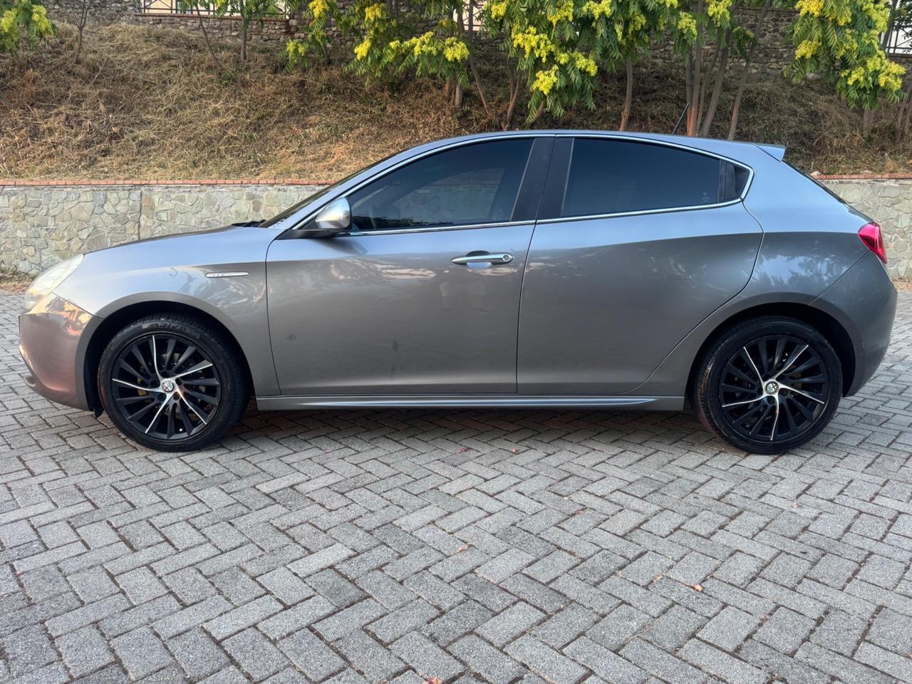 Alfa Romeo Giulietta 1.6 Multijet 105Cv 2012
