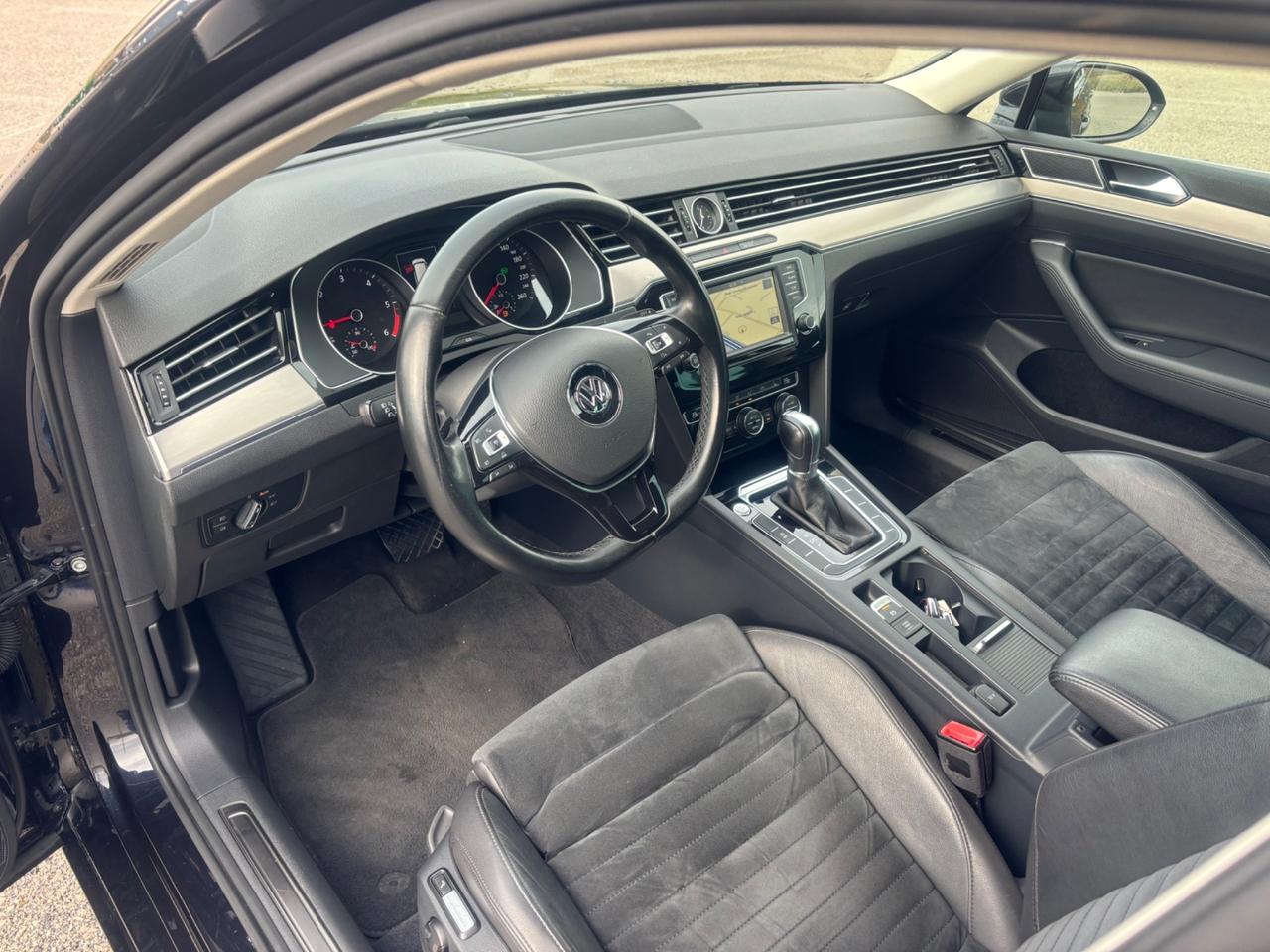 Volkswagen Passat 2.0 TDI DSG Comfortline BlueMotion Technology