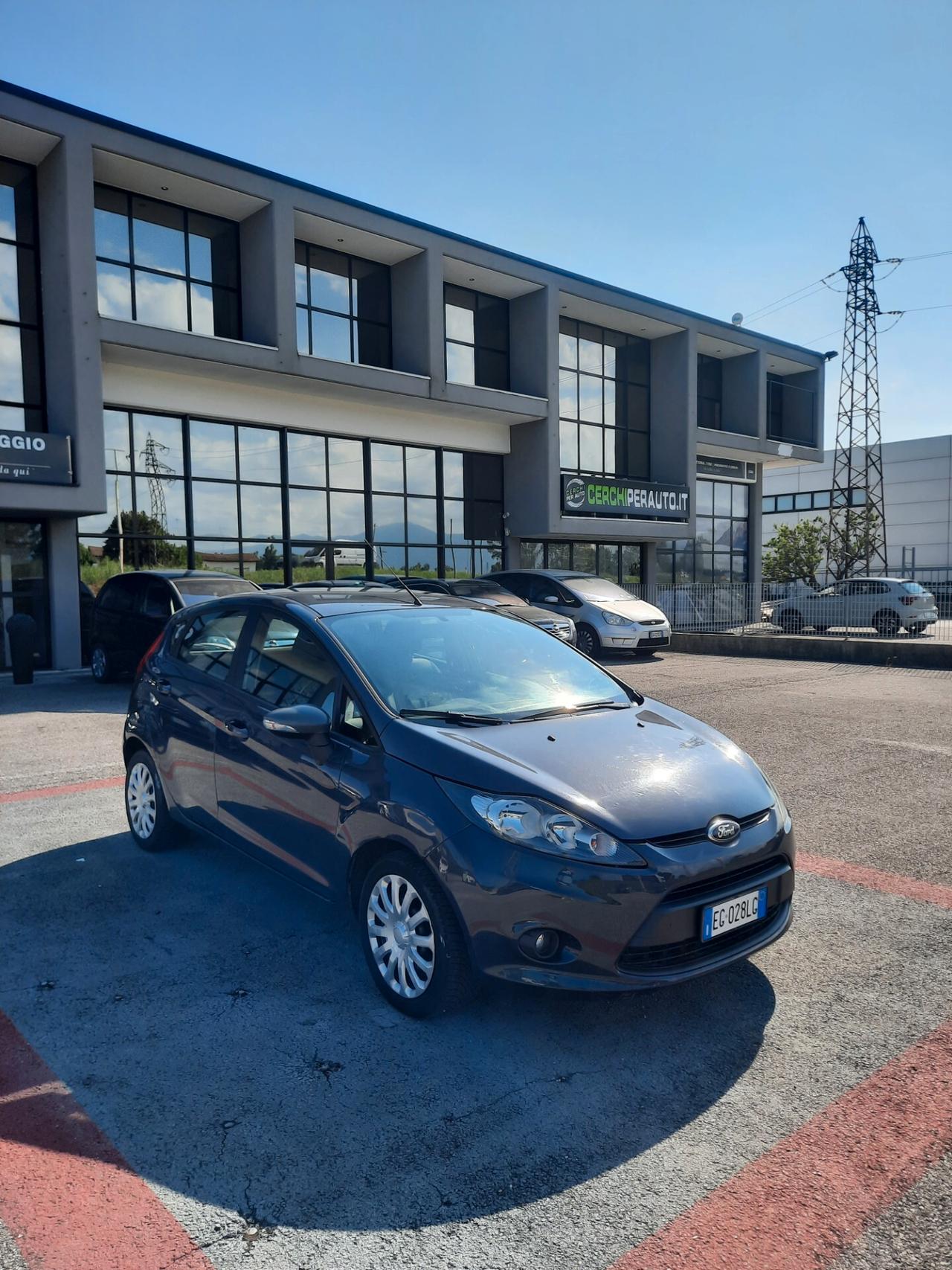 Ford Fiesta 1.4 TDCi 5p. Titanium OK NEOPATENTATI