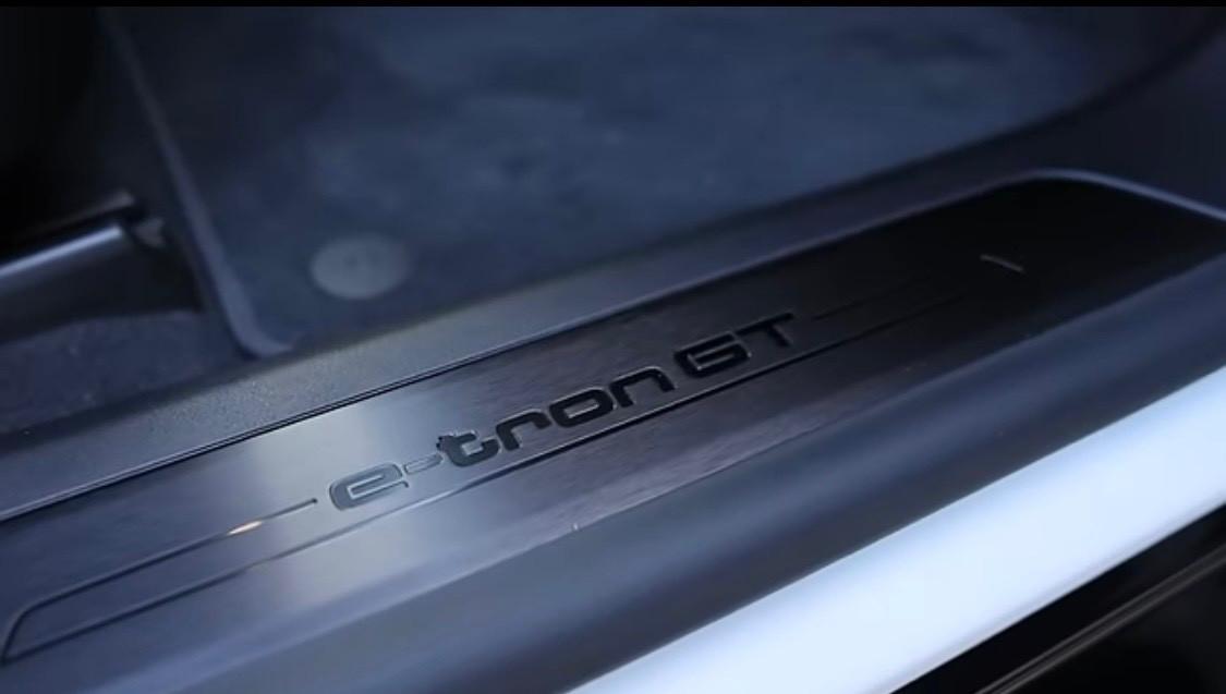 Audi E-tron GT quattro