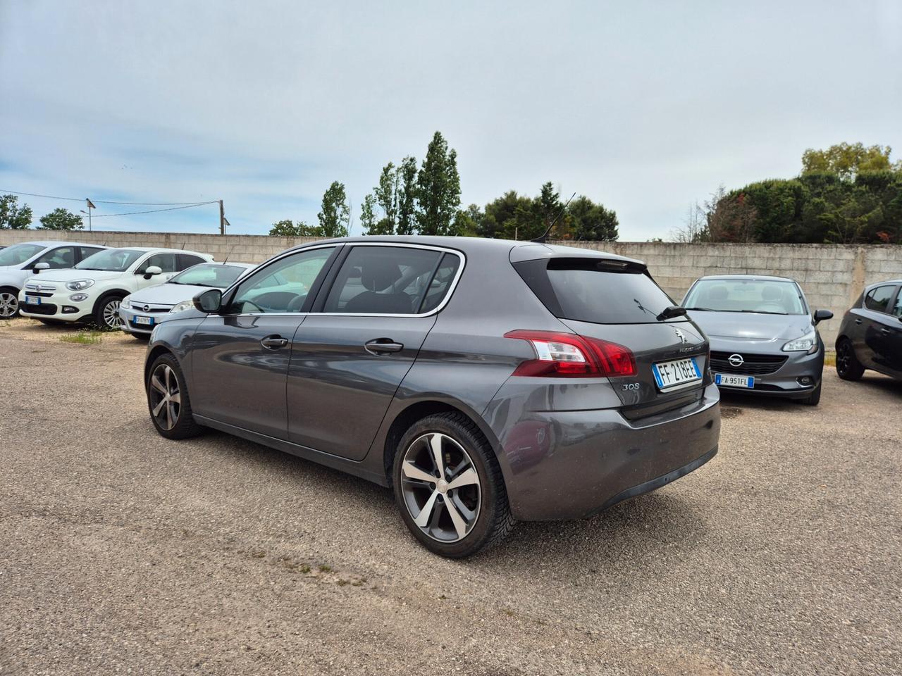 Peugeot 308 BlueHDi 120 S&S Allure Berlina