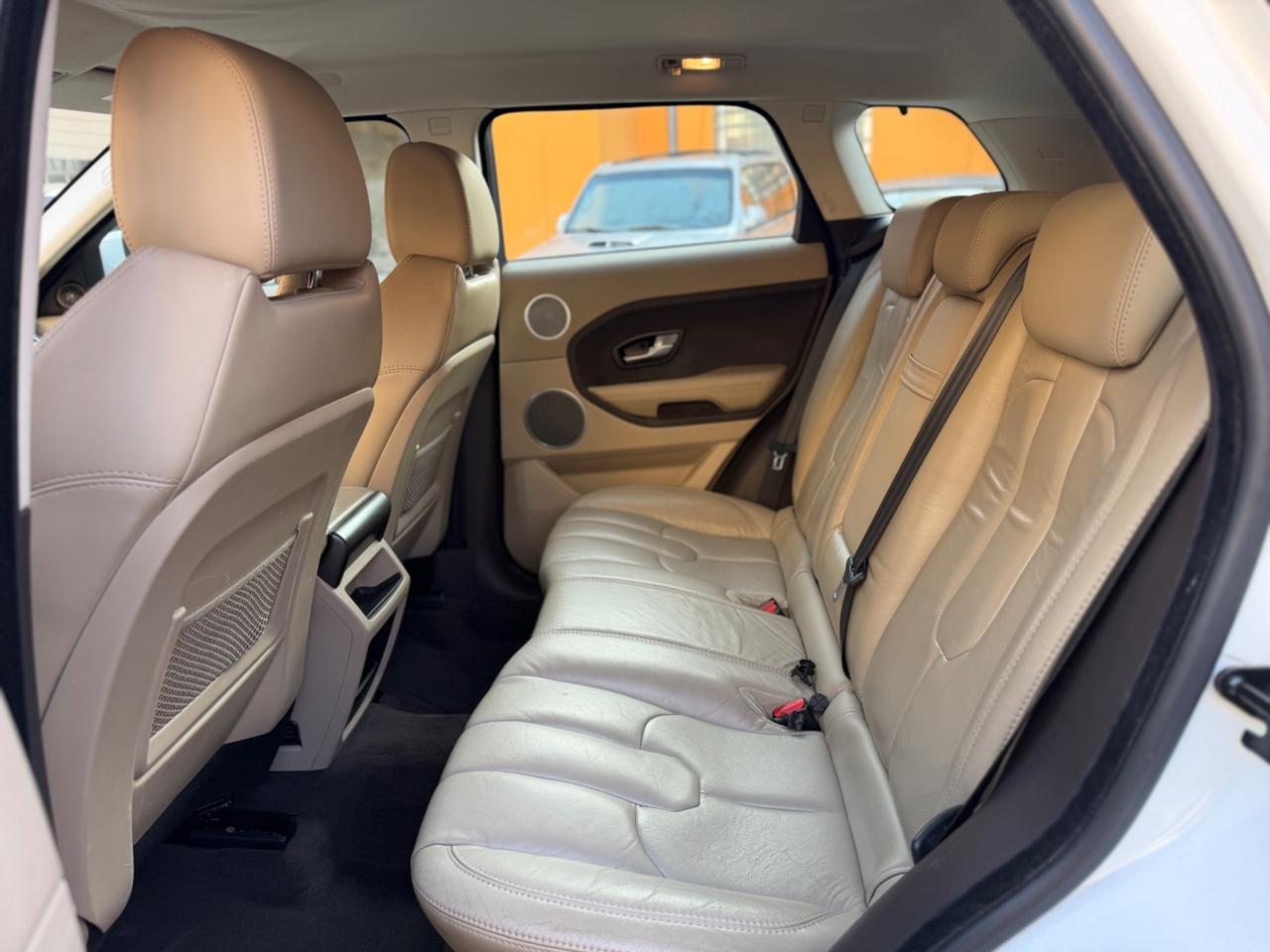 Land Rover Range Evoque 2.2 TD4 5p. Dynamic