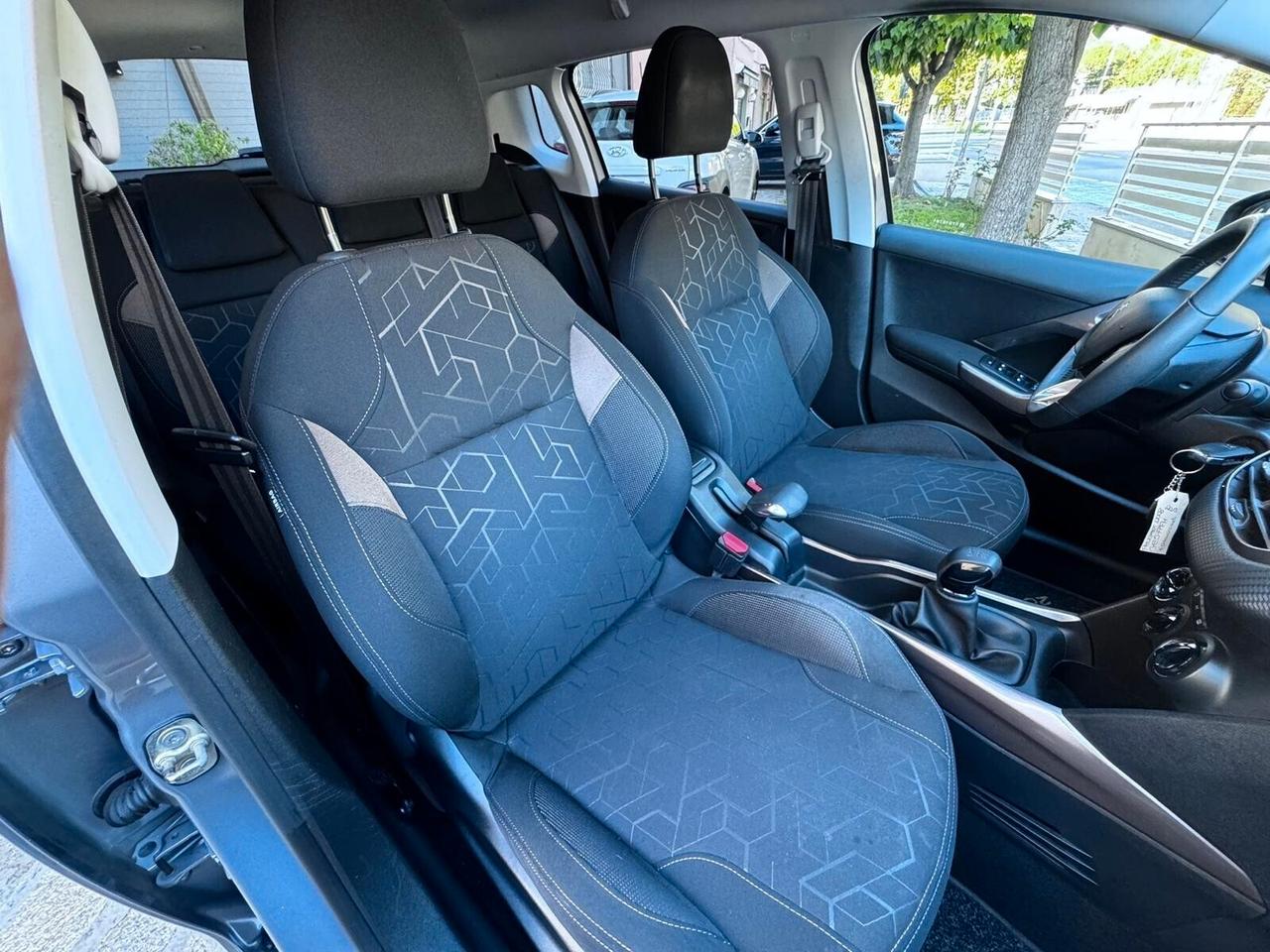 PEUGEOT 2008 1.2 VTi 82CV ALLURE NEOPATENTATI