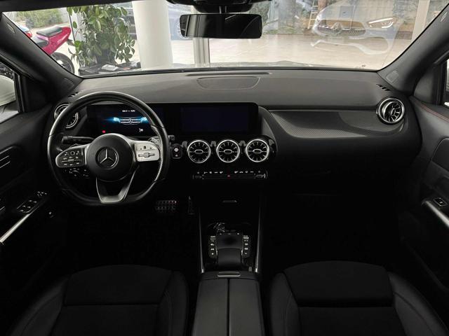 MERCEDES-BENZ GLA 180 d Automatic Premium