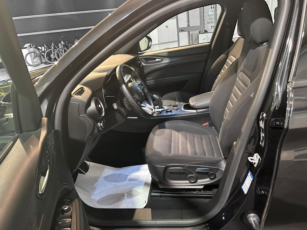 Alfa Romeo Stelvio 2.2 Turbo Business Q4 AT8