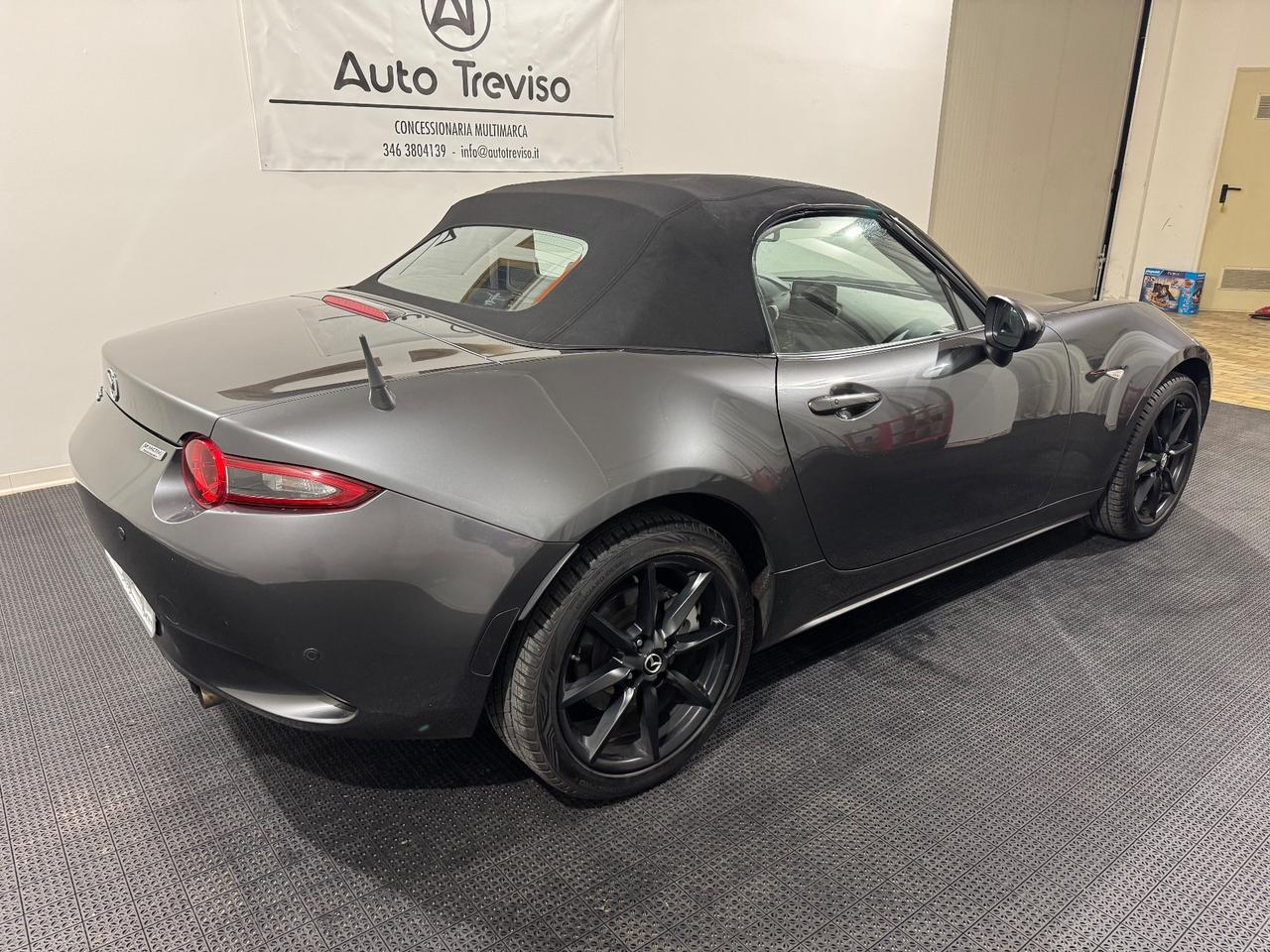 Mazda MX-5 2.0L Skyactiv-G Sport RECARO!!
