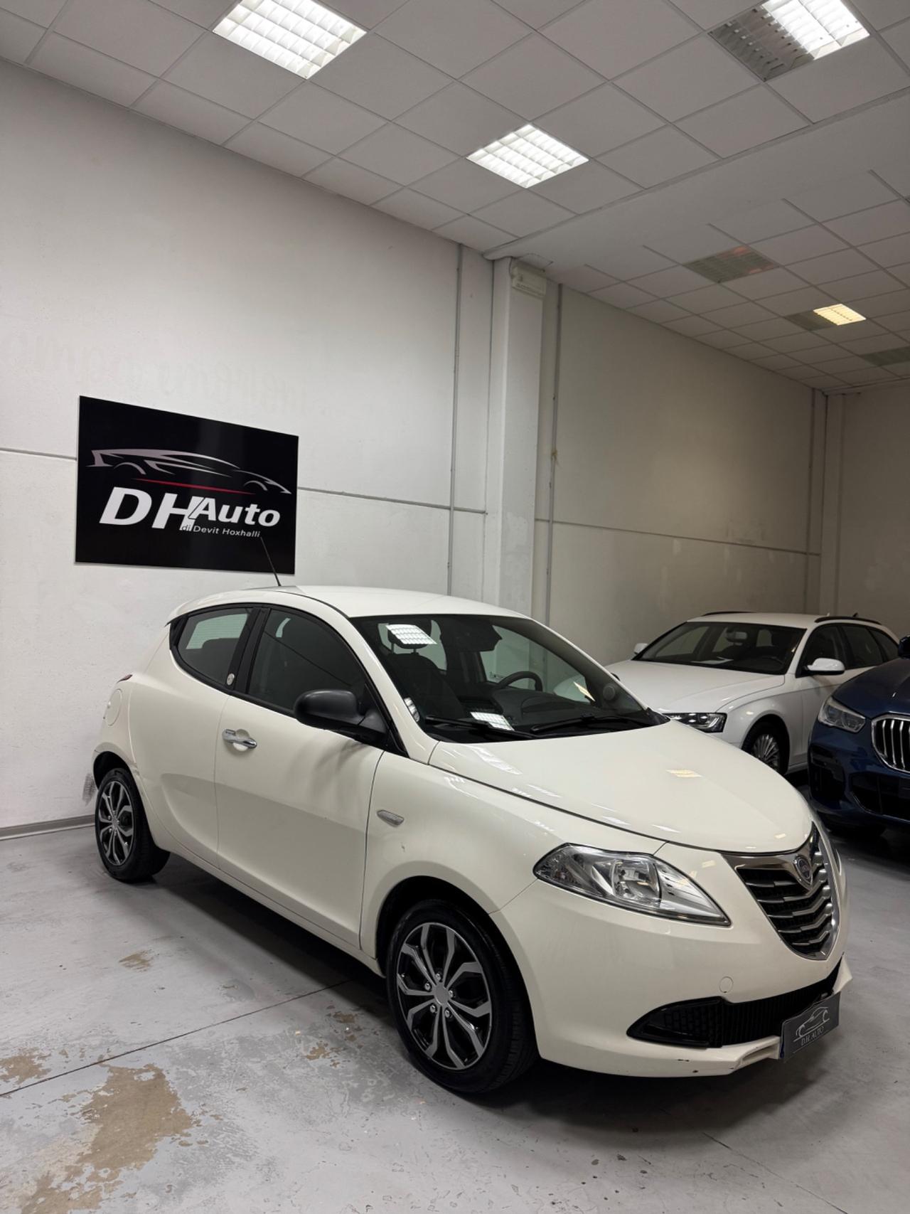 Lancia Ypsilon 1.2 69 CV 5 porte GPL Ecochic Platinum