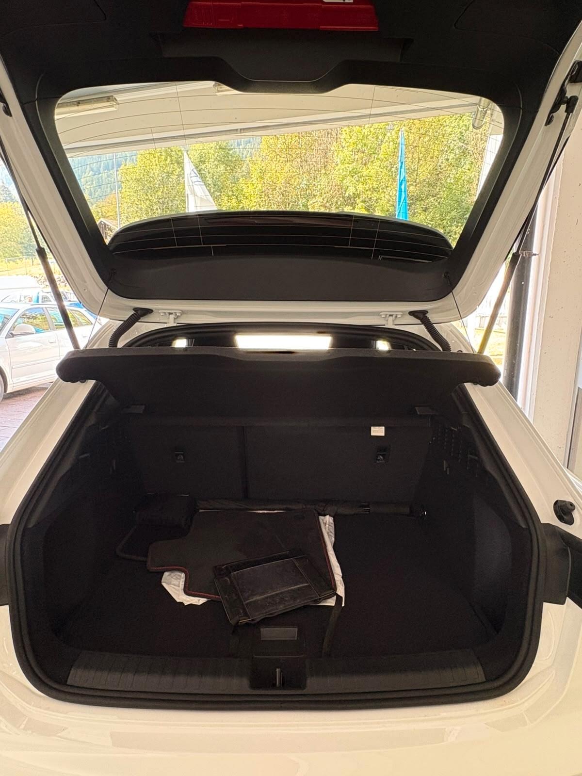 Audi A3 SPB TFSI 150 kW S tronic quattro line edition