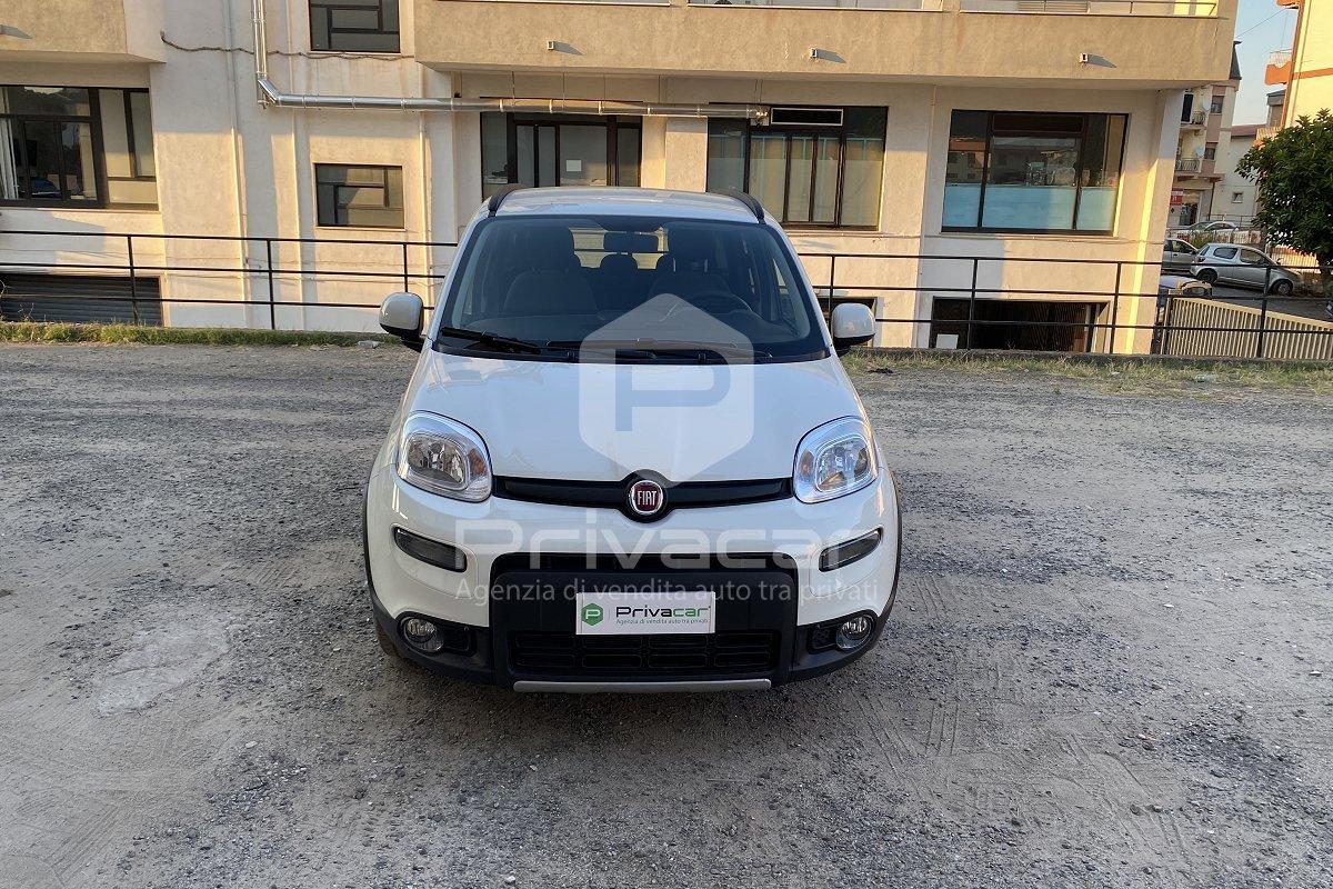 FIAT Panda 1.0 FireFly S&S Hybrid Garmin