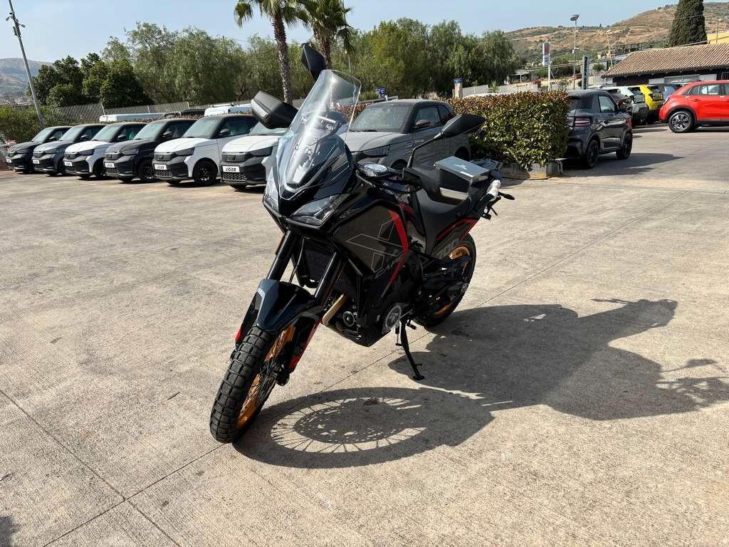 Moto Morini X-Cape 700 nuova pronta consegna a 74 euro al mese