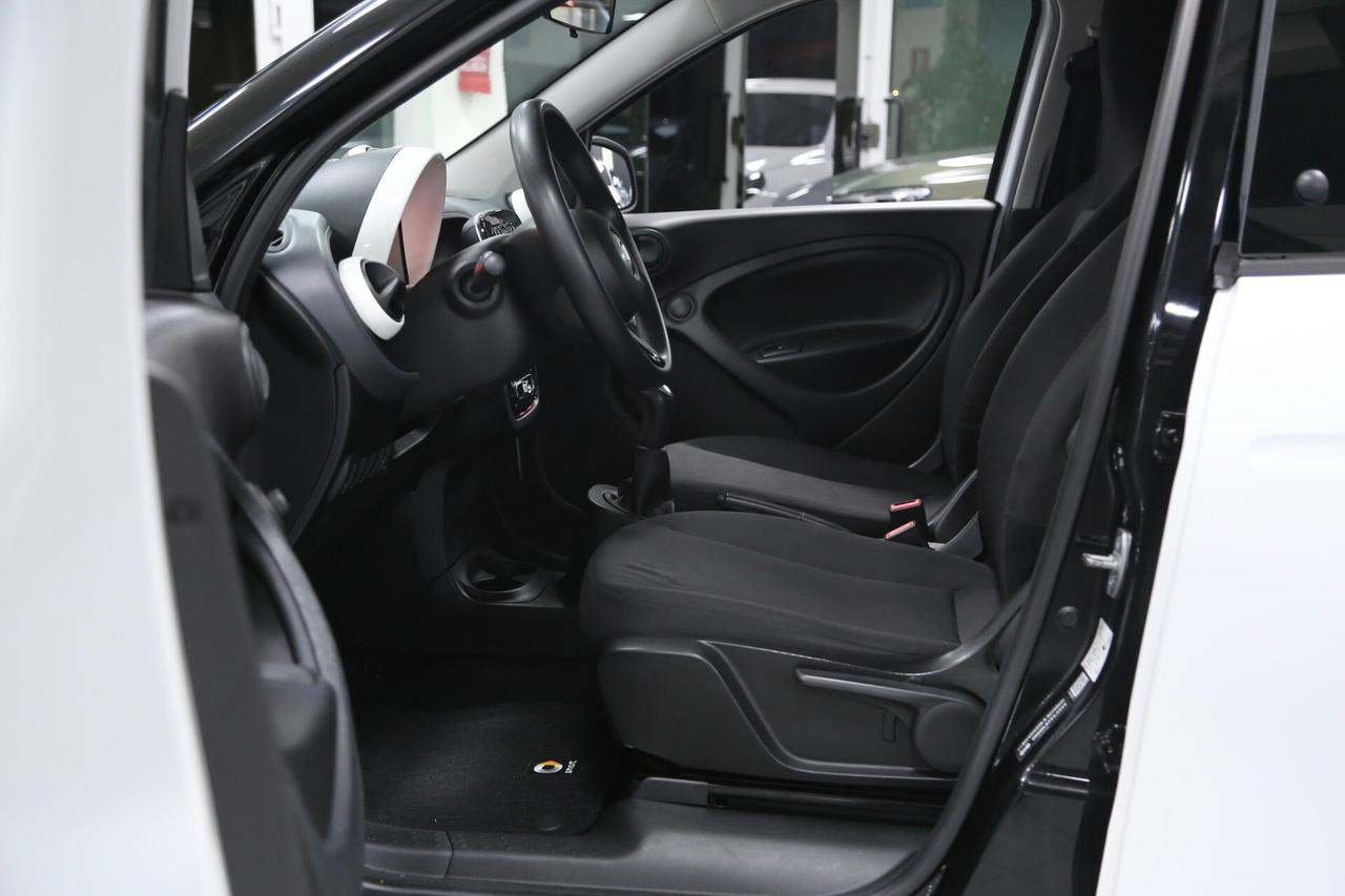 Smart forfour 1.0 70 cv Youngster