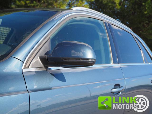 AUDI Q3 2.0 TDI 150 CV Business