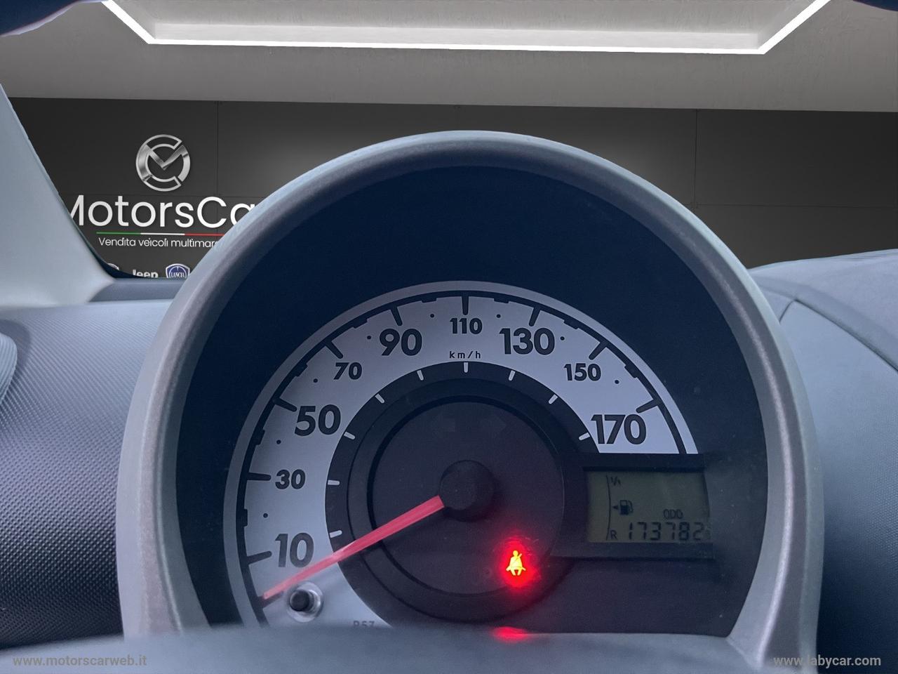 TOYOTA Aygo 1.0 12V VVT-i 5p. Deep Ocean Conn.