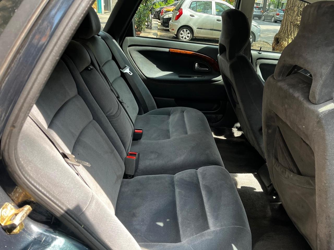 Volvo V40 2.0 16V cat