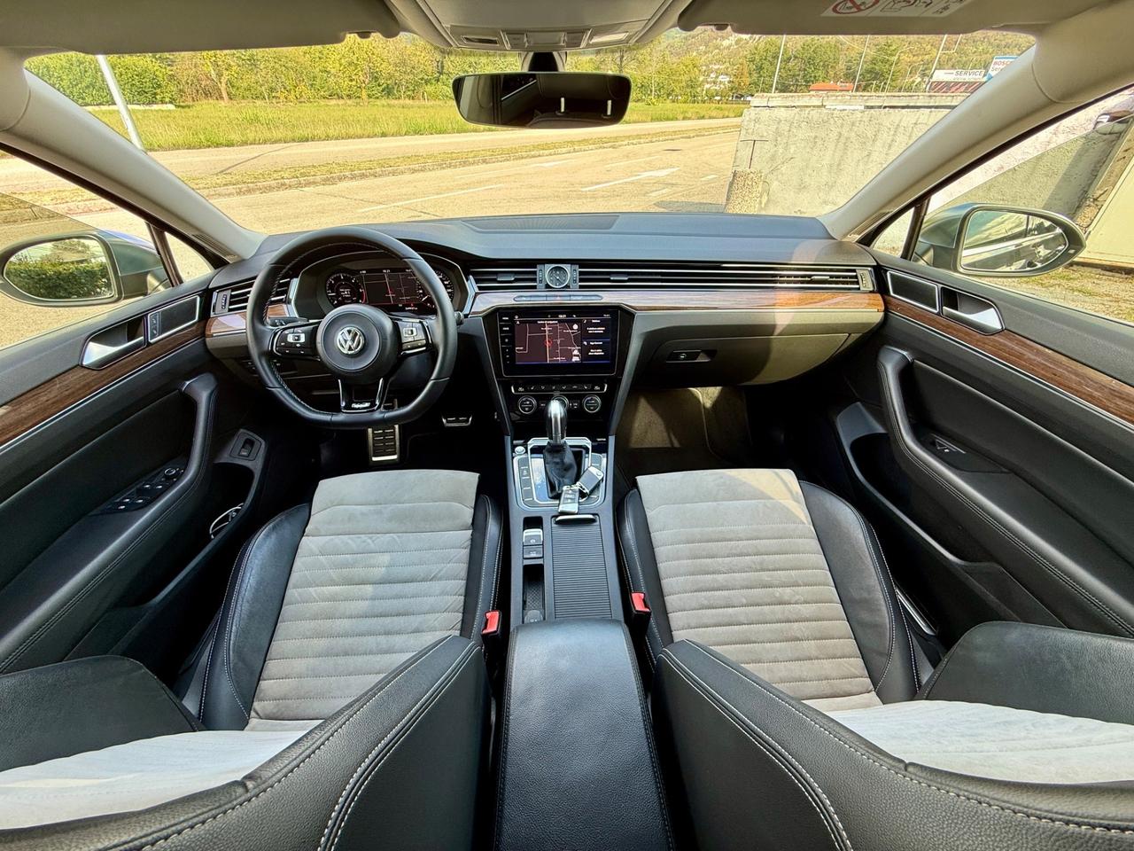 Volkswagen Passat Variant 2.0 TDI DSG Executive 20”