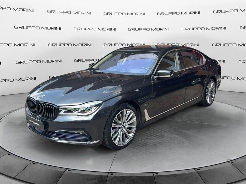 BMW Serie 7 740e Luxury autom.
