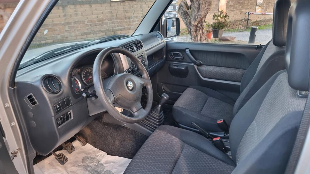 Suzuki Jimny 1.3i 16V cat 4WD JLX