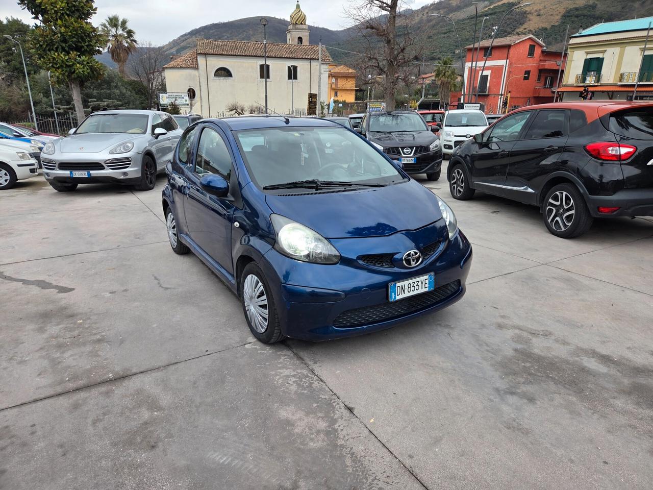 Toyota Aygo 1.0 benzina 3 porte - AUTOMATICA