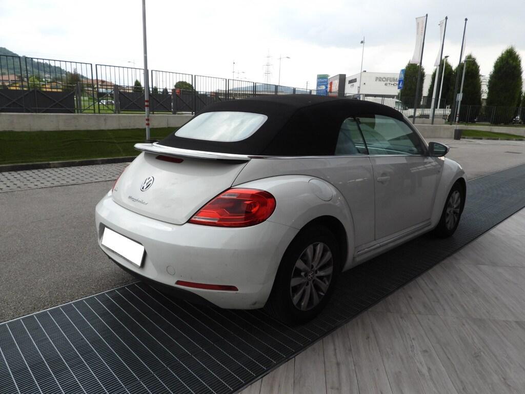 Volkswagen Maggiolino Maggiolino Cabrio 1.6 tdi Design 105cv