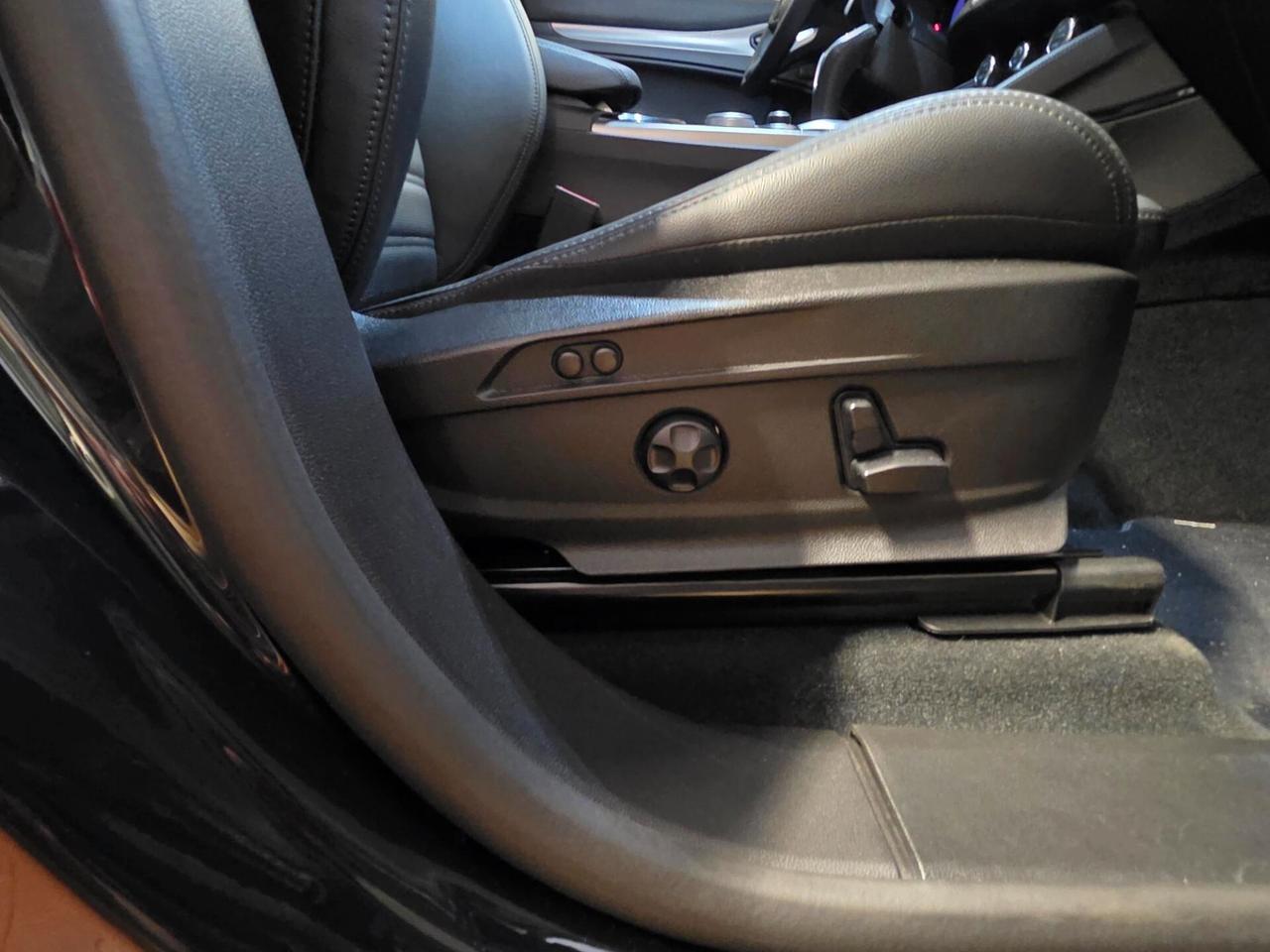 Alfa Romeo Stelvio 2.0 Turbo 280 CV AT8 Q4 Veloce