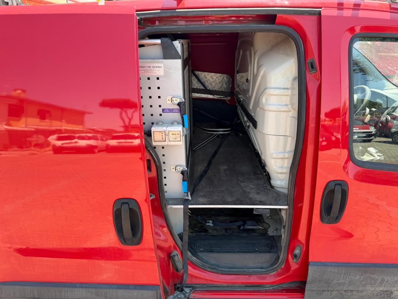 Fiat Fiorino 1.3 MJT 95CV Cargo Adventure