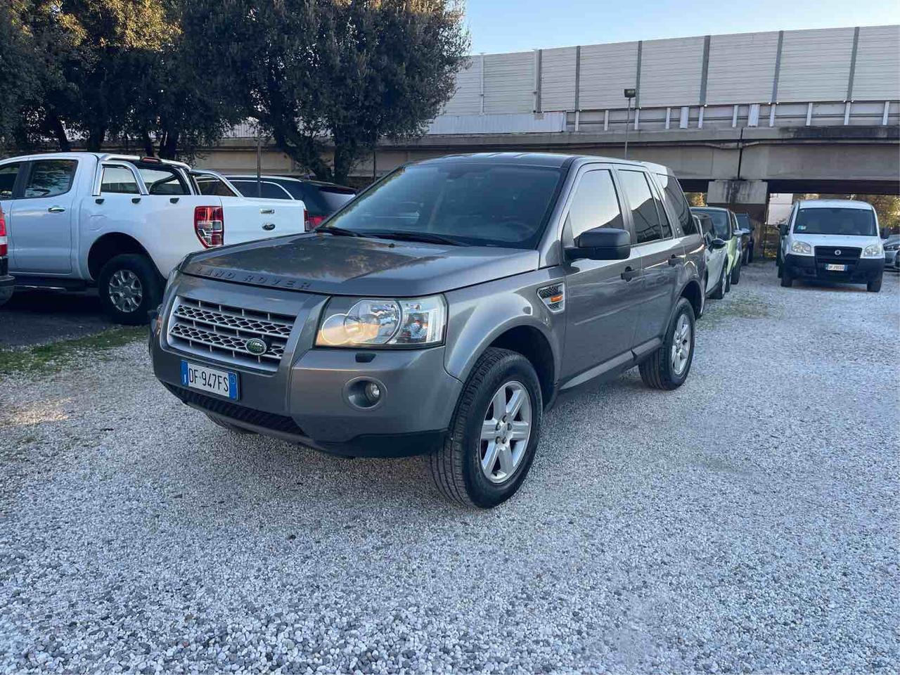 LAND ROVER FREELANDER - GANCIO TRAINO