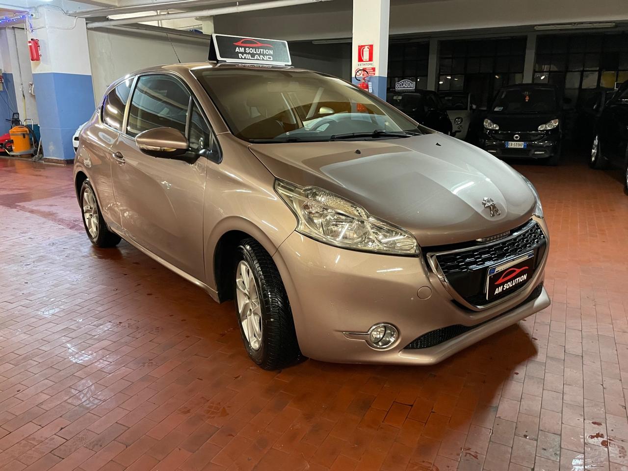 Peugeot 208 1.2 Neopatentati Euro 5