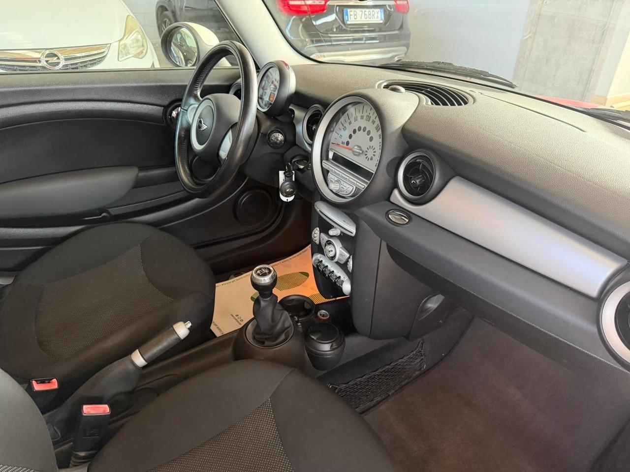 Mini 1.6 16V Cooper