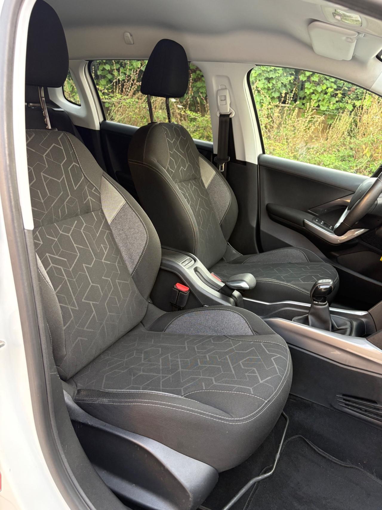 Peugeot 2008 1.2 benz 82cv 70000km 1 proprietario