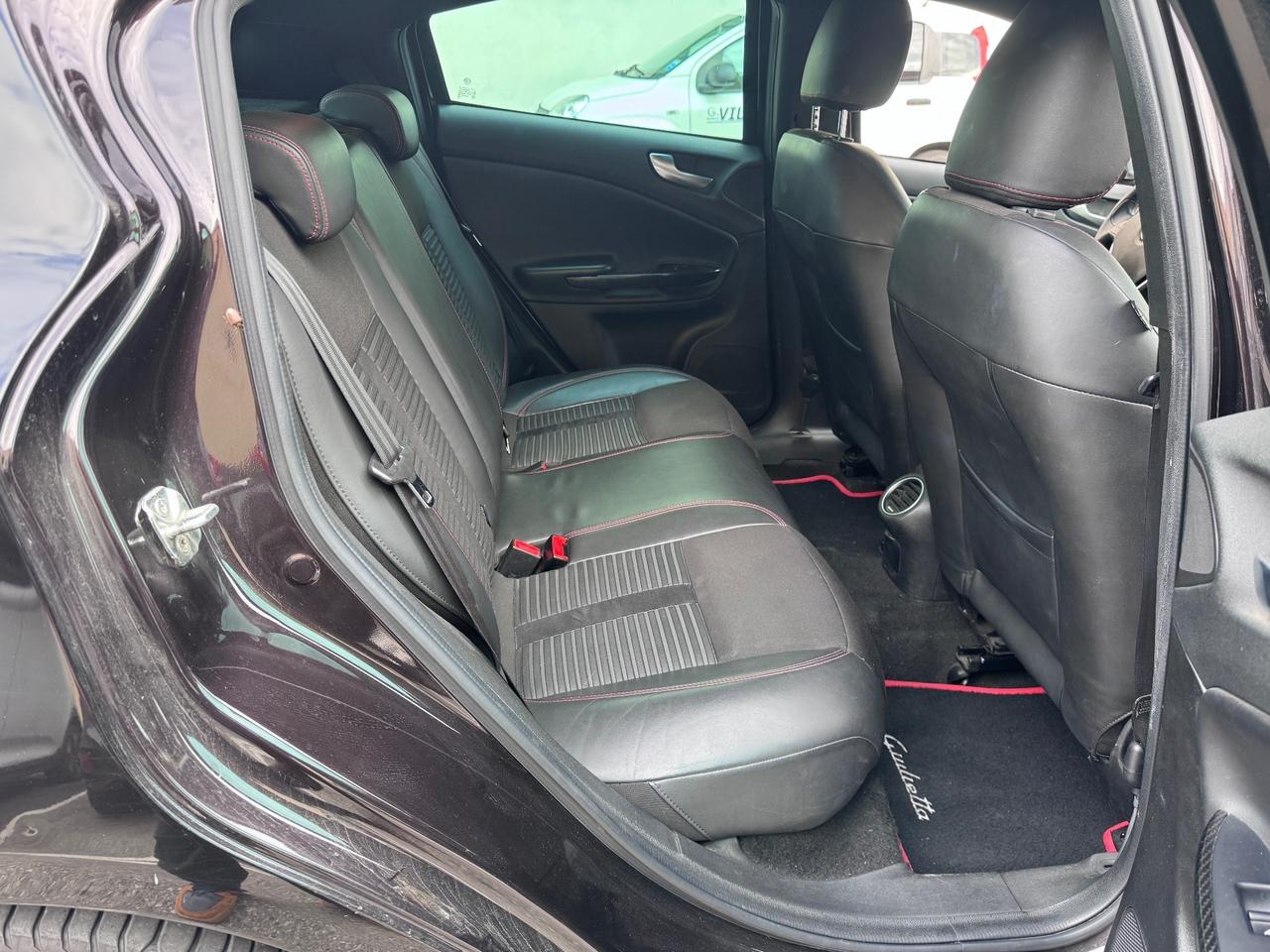 Alfa Romeo Giulietta 1750 TBi Quadrifoglio Verde