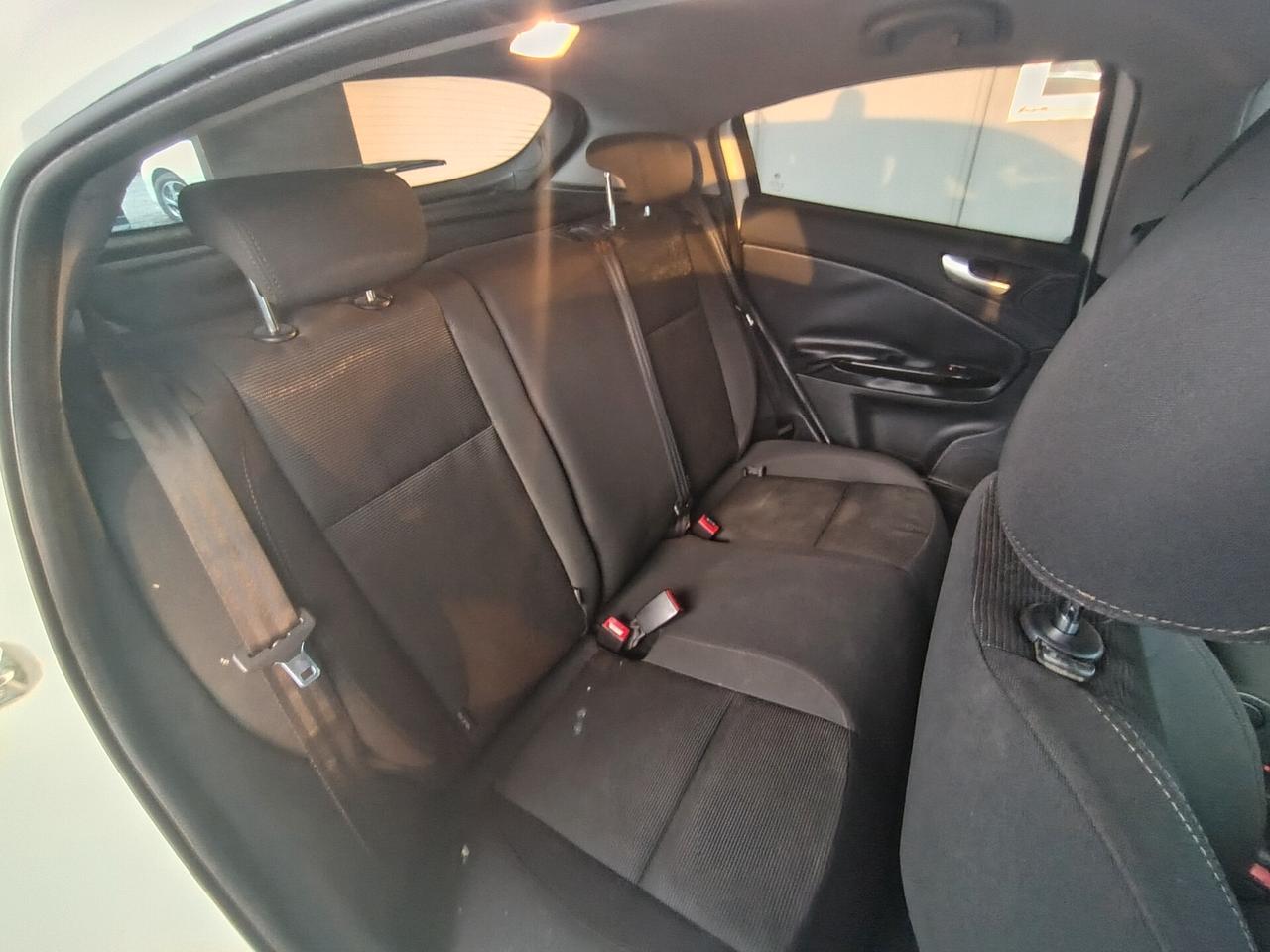 Alfa Romeo Giulietta 1.6 JTDm-2 105 CV Exclusive
