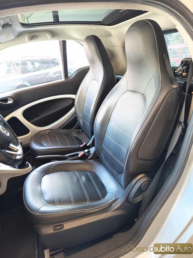 SMART ForTwo 1000 52 kW MHD coupé pure