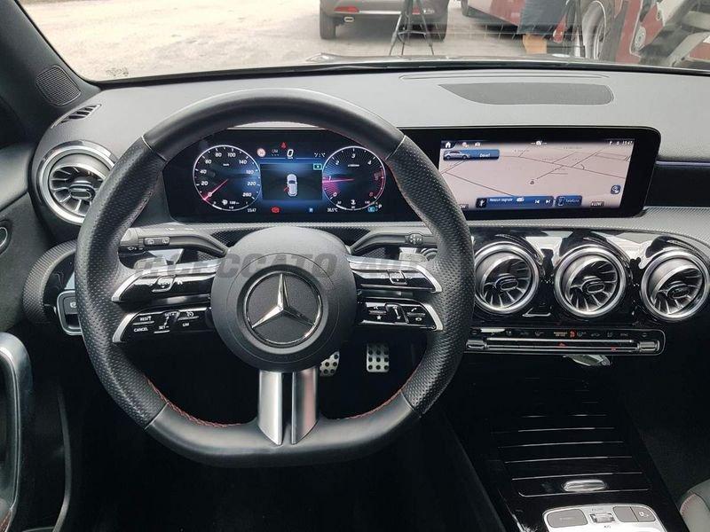Mercedes-Benz Classe A A 180 d AMG Line Premium auto
