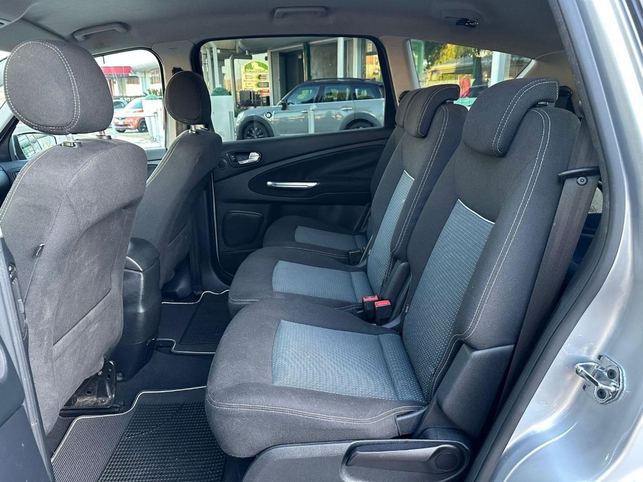 FORD S-Max 2.0 TDCi 140CV Powershift 7 posti Business Nav