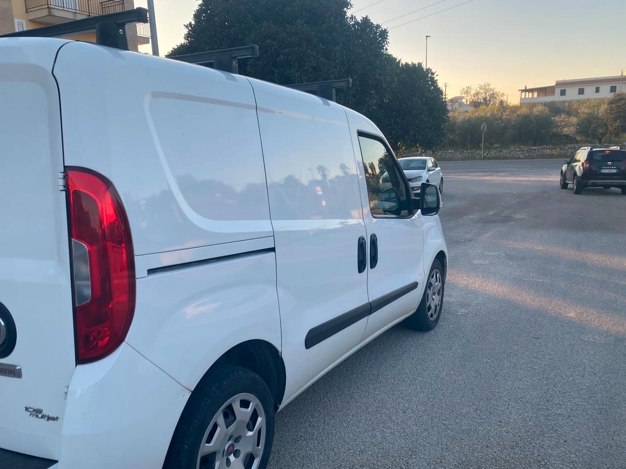 Fiat Doblo Doblò 1.6 MJT 105C prezzo iva compresa