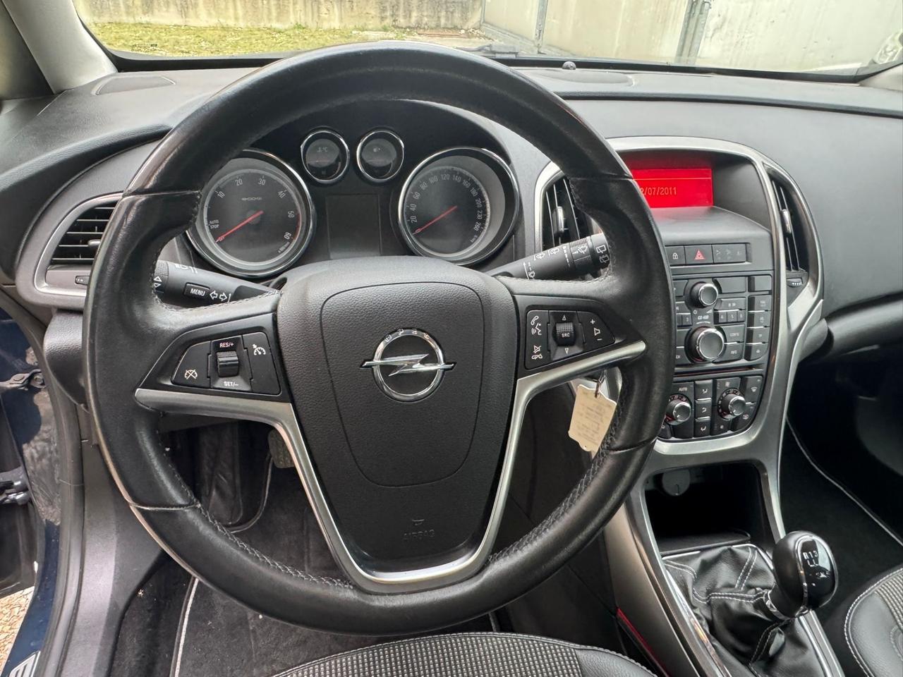 Opel Astra 1.7 CDTI 110CV 5 porte Cosmo NEOPATENTATI