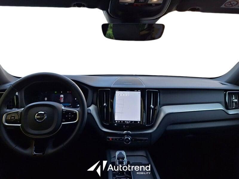 Volvo XC60 B5 250+14 CV AWD Automatica Mild Hybrid Plus Dark
