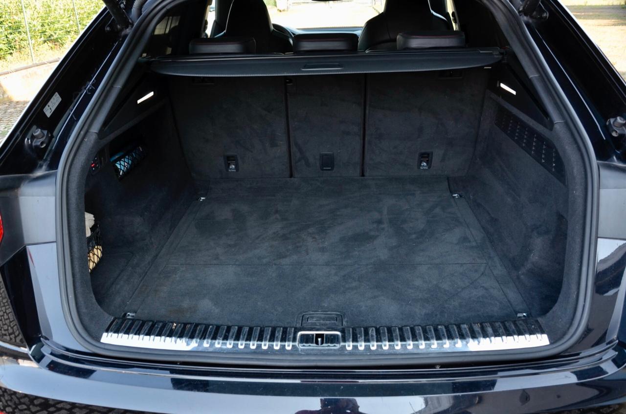 AUDI RS Q8 4.0 MHEV QUATTRO 600cv TIPTRONIC, SERVICE UFF AUDI, TETTO, MATRIX, HI-FI BANG&OLUFSEN, GANCIO TRAINO, EURO 6D, PERMUTE