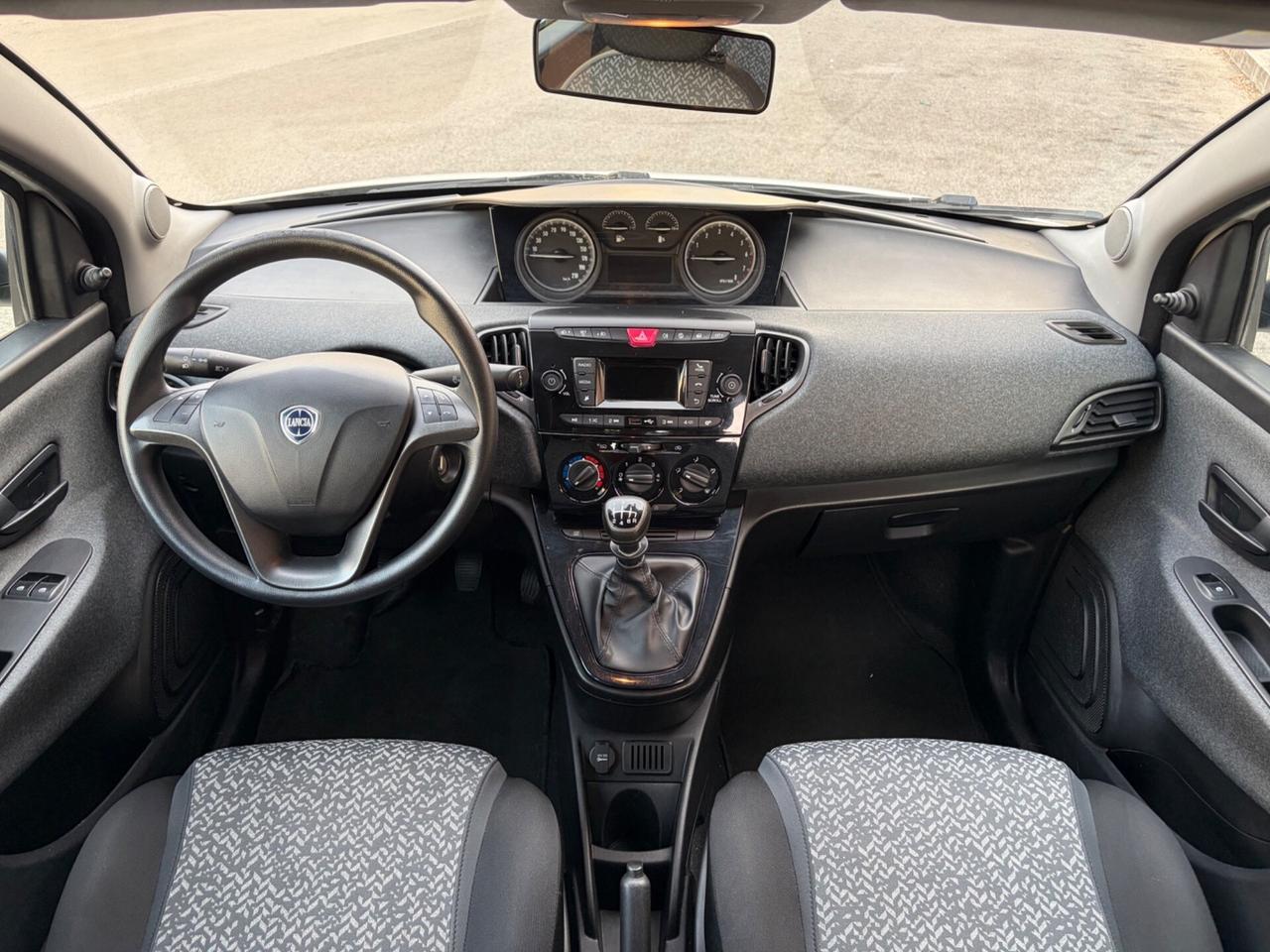 Lancia Ypsilon 1.0 FireFly benz ideale per neopate