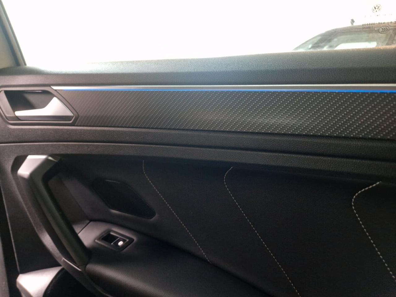 Volkswagen Tiguan 2.0 TDI 150 CV SCR DSG 4MOTION R-Line