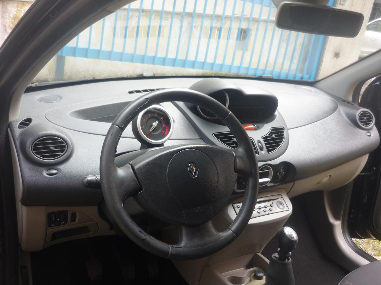 Renault Twingo 1.2 16V Le Iene