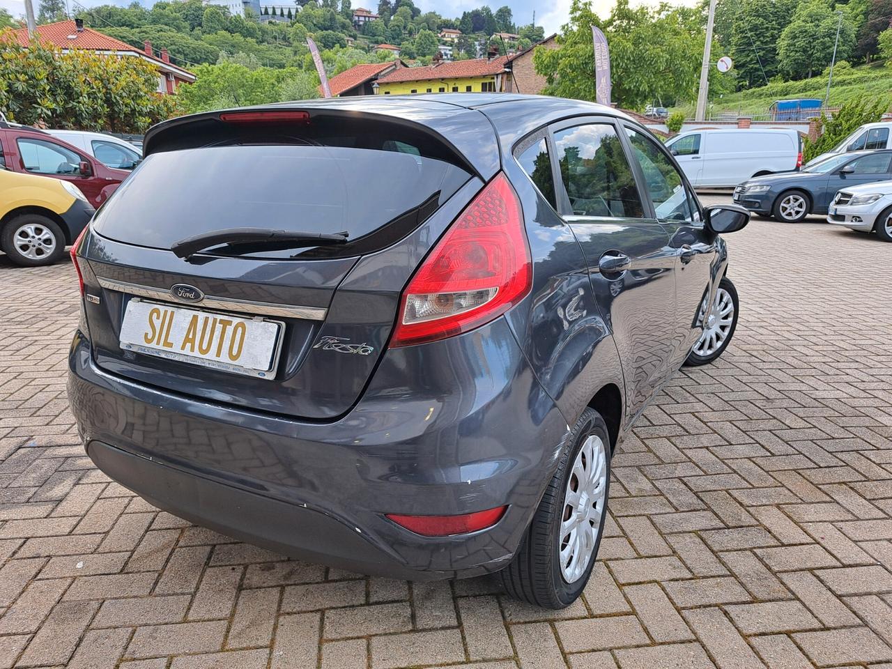 Ford Fiesta 1.4 TDCi 68CV 5 porte Titanium