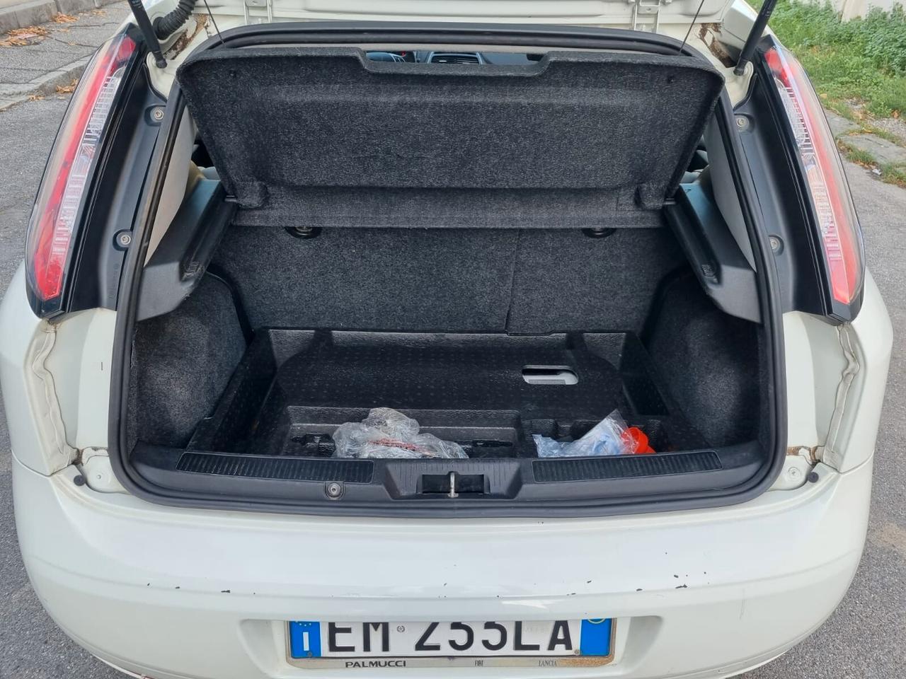 Fiat Punto Evo 1.4 5 porte Blue&Me Natural Power