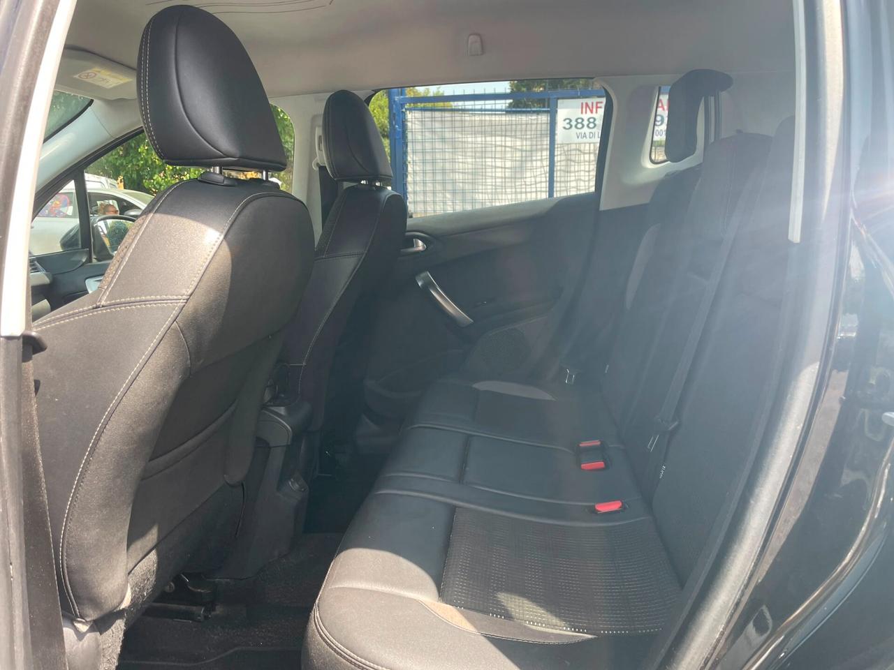 Peugeot 2008 BlueHDi 120 S&S Black Matt