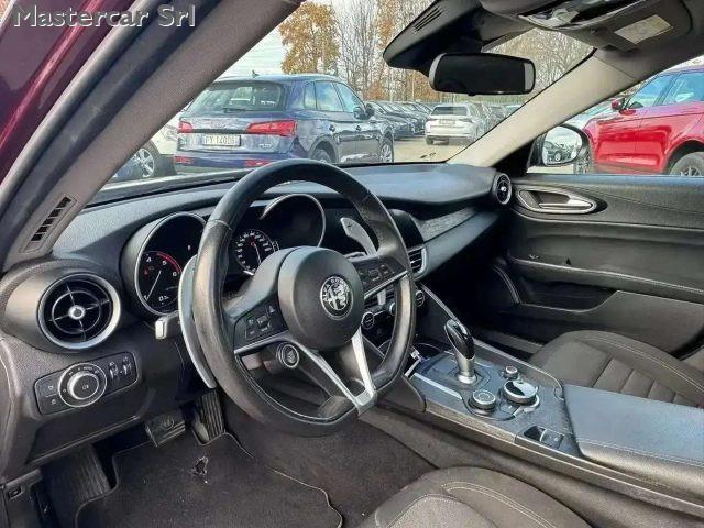 ALFA ROMEO Giulia 2.2 t Business 160cv AT8 - FV255SR