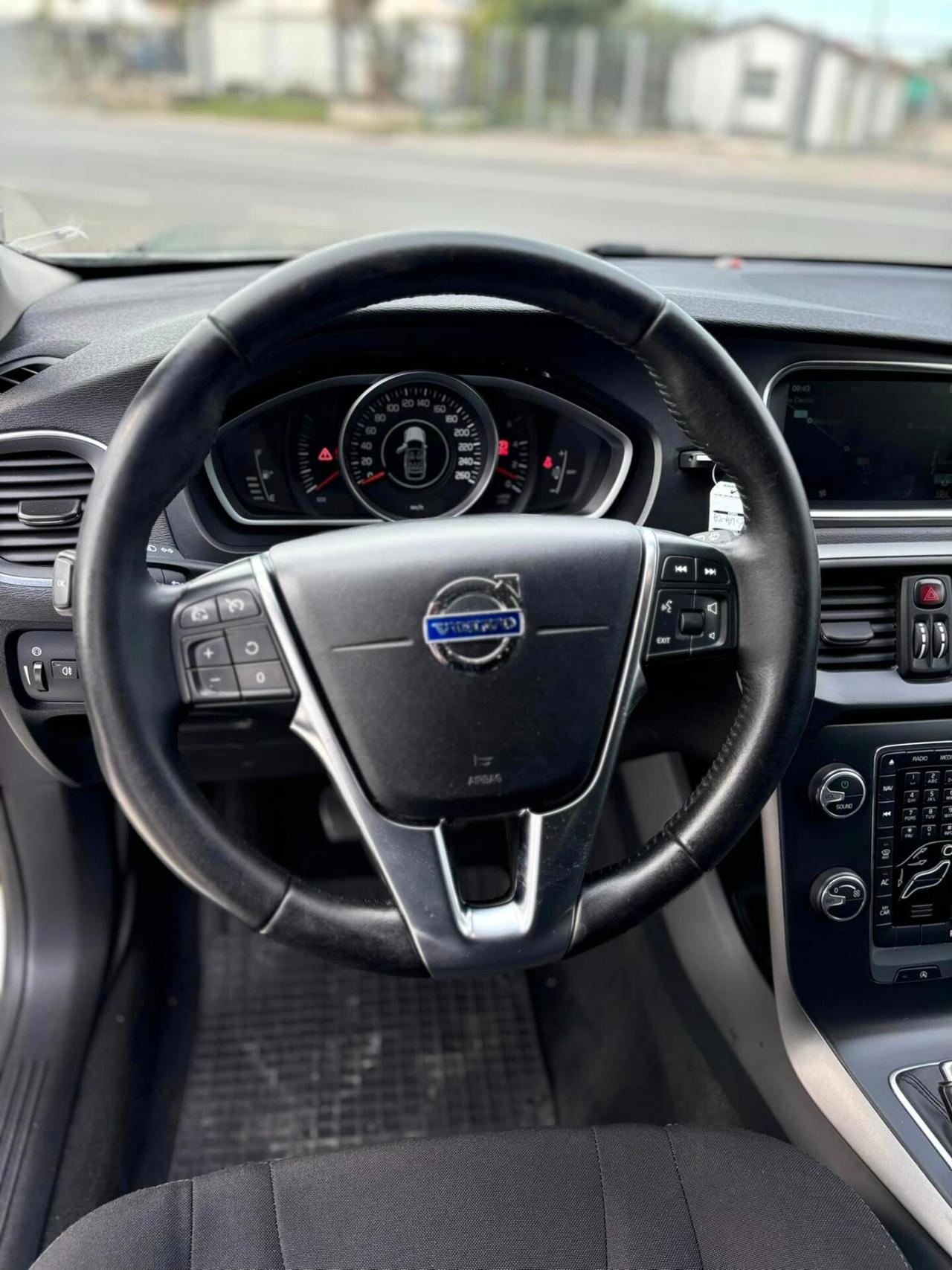 Volvo V40 D2 Business