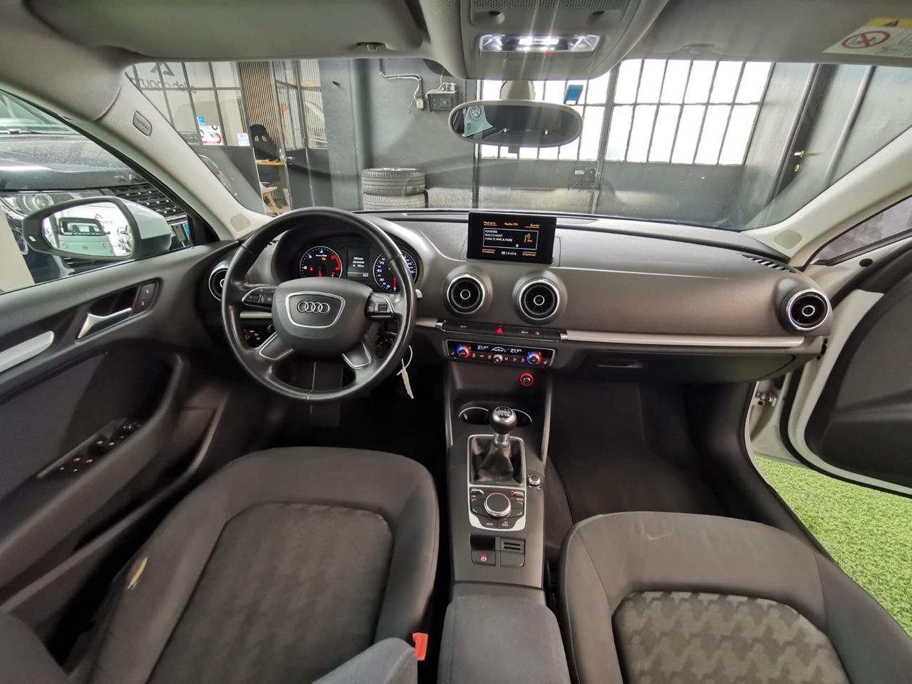 Audi A3 SPB 1.6 TDI S-LINE EURO 6B GARANZIA 12 MESI