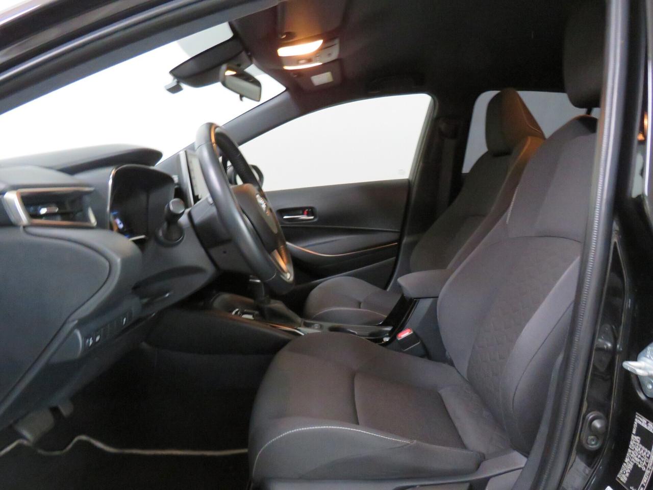 Toyota Corolla 1.8 Hybrid Business