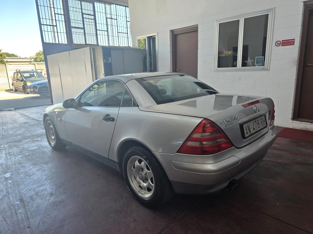 Mercedes-benz SLK 200 cat